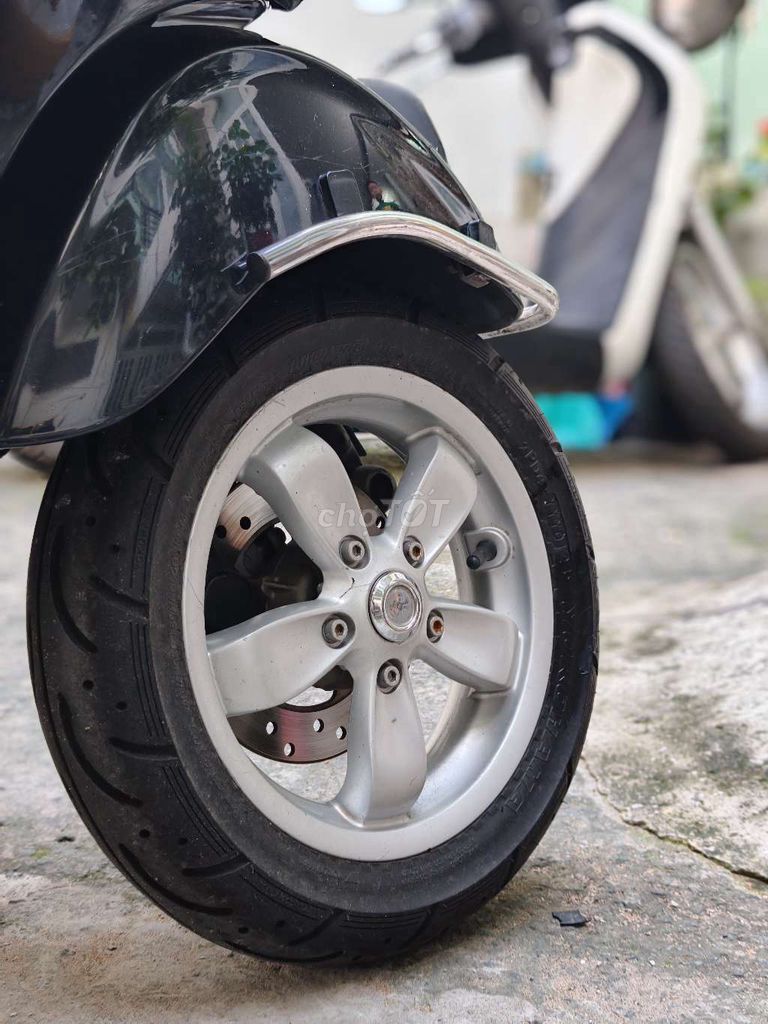 Piaggio Vespa 2015 - ảnh 5