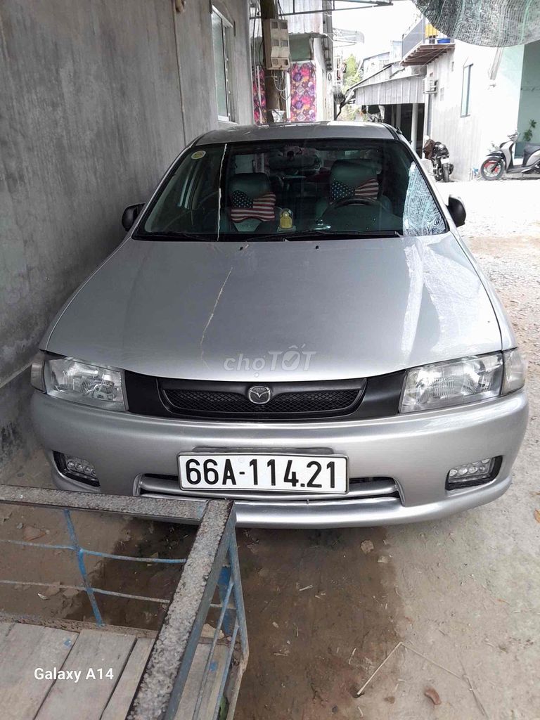 Mazda 323 2000 - ảnh 1