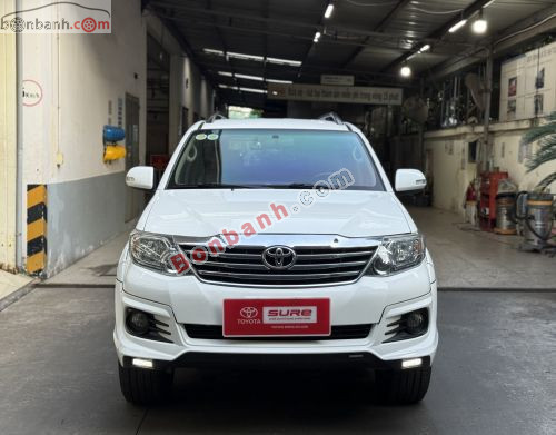 Toyota Fortuner TRD Sportivo 4x2 AT 2016 - ảnh 2