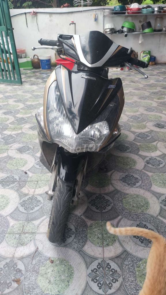 Honda Air Blade 2016 - ảnh 2