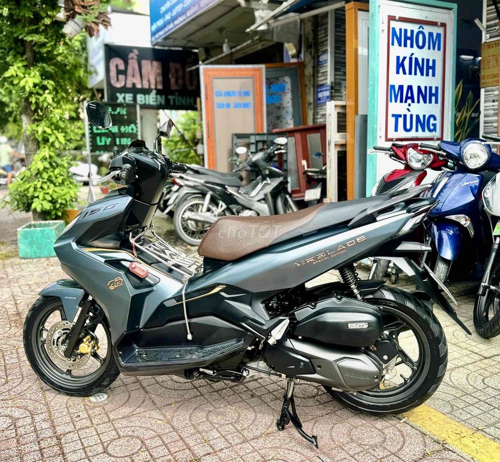 Honda Air Blade 2021 - ảnh 2
