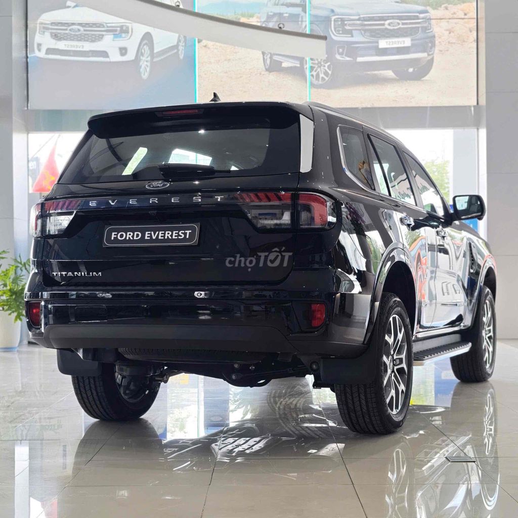 Ford Everest 2026 - ảnh 2