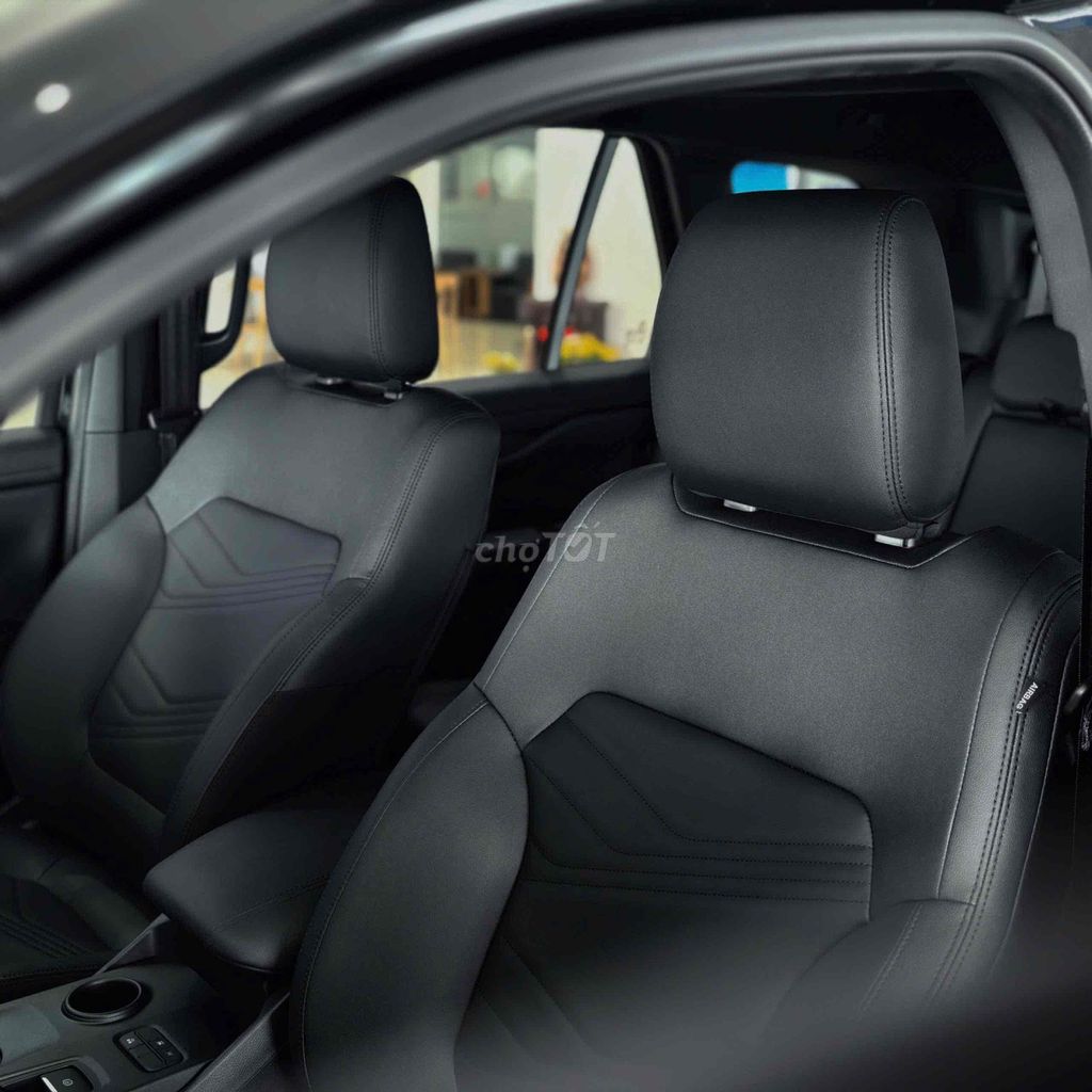 Ford Everest 2026 - ảnh 4