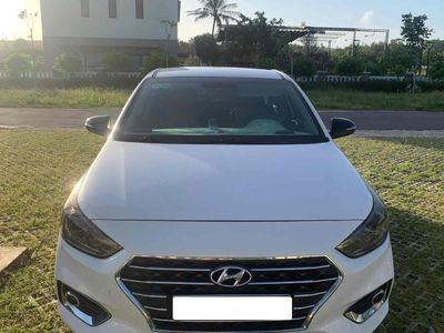 Hyundai Accent - ảnh 1