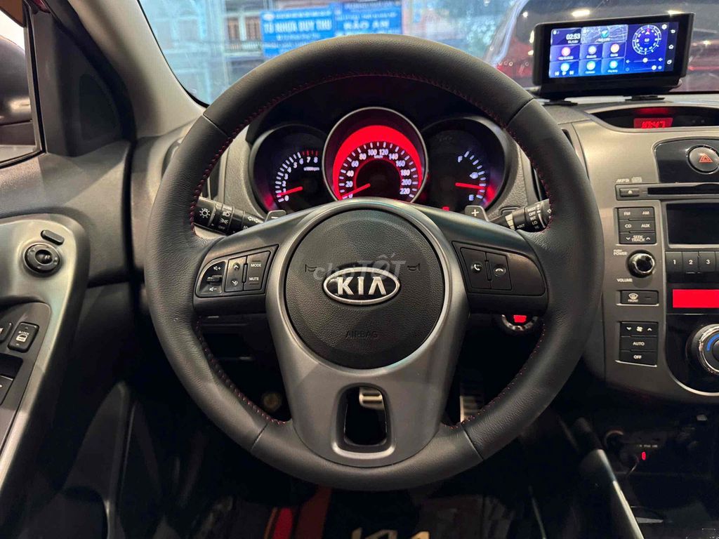 Kia Cerato - ảnh 5