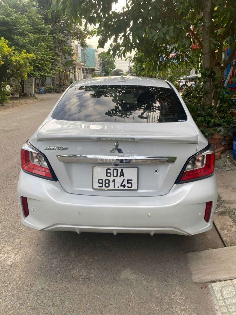 Mitsubishi Attrage 2021 - ảnh 1