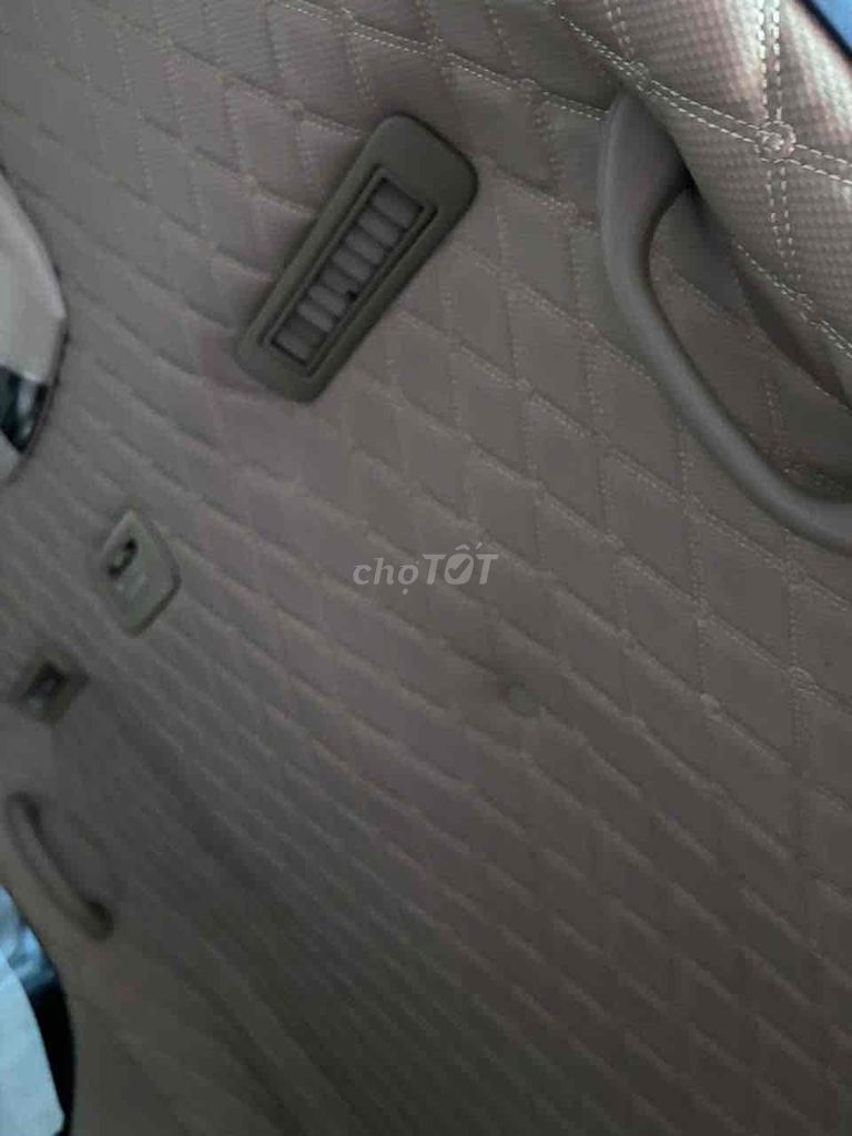 Toyota Fortuner 2011 - ảnh 5