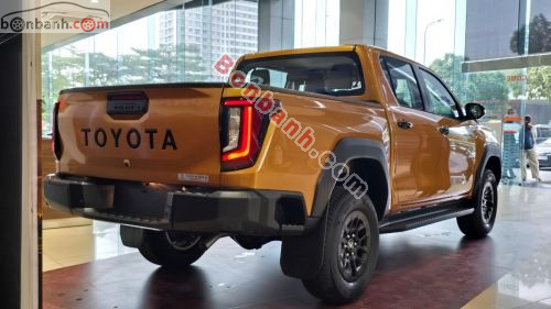 Toyota Hilux Pro 2.8L 4x2 AT 2026 - ảnh 4