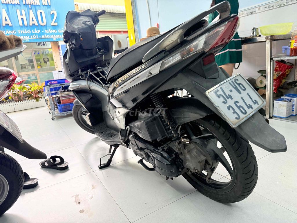 Honda Air Blade 2009 - ảnh 3