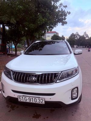 Kia Sorento - ảnh 1