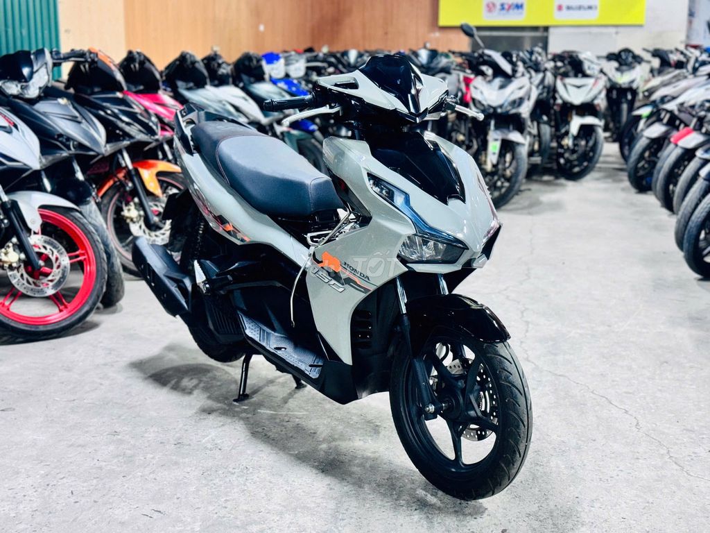 XE M 2022 - ảnh 3