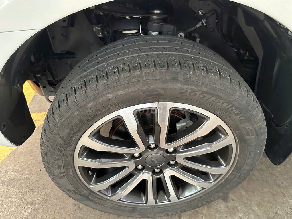 Ford Everest 2020 - ảnh 4