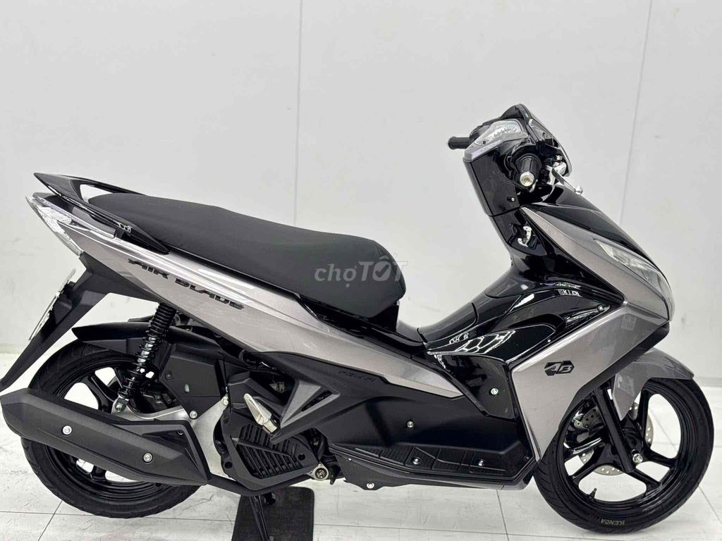 Honda Air Blade 2015 - ảnh 4