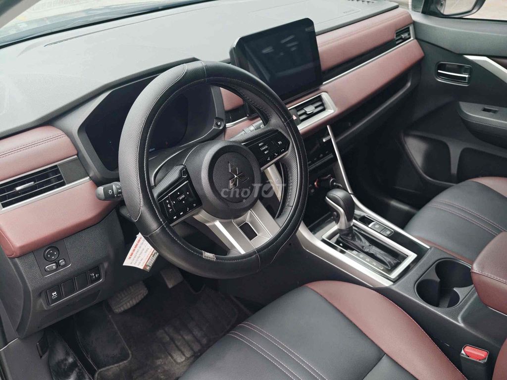 Mitsubishi Xpander Cross 2025 - ảnh 5