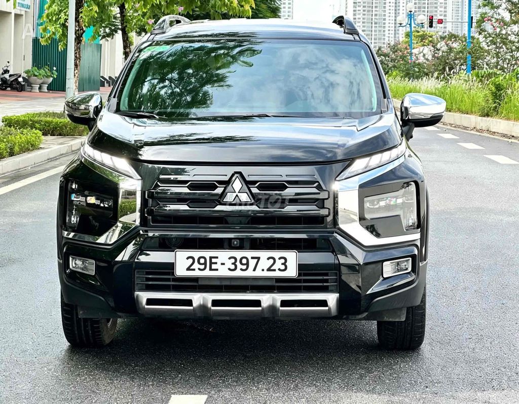 Mitsubishi Xpander Cross 2025 - ảnh 1