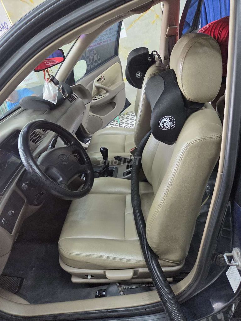 Toyota Camry - ảnh 4