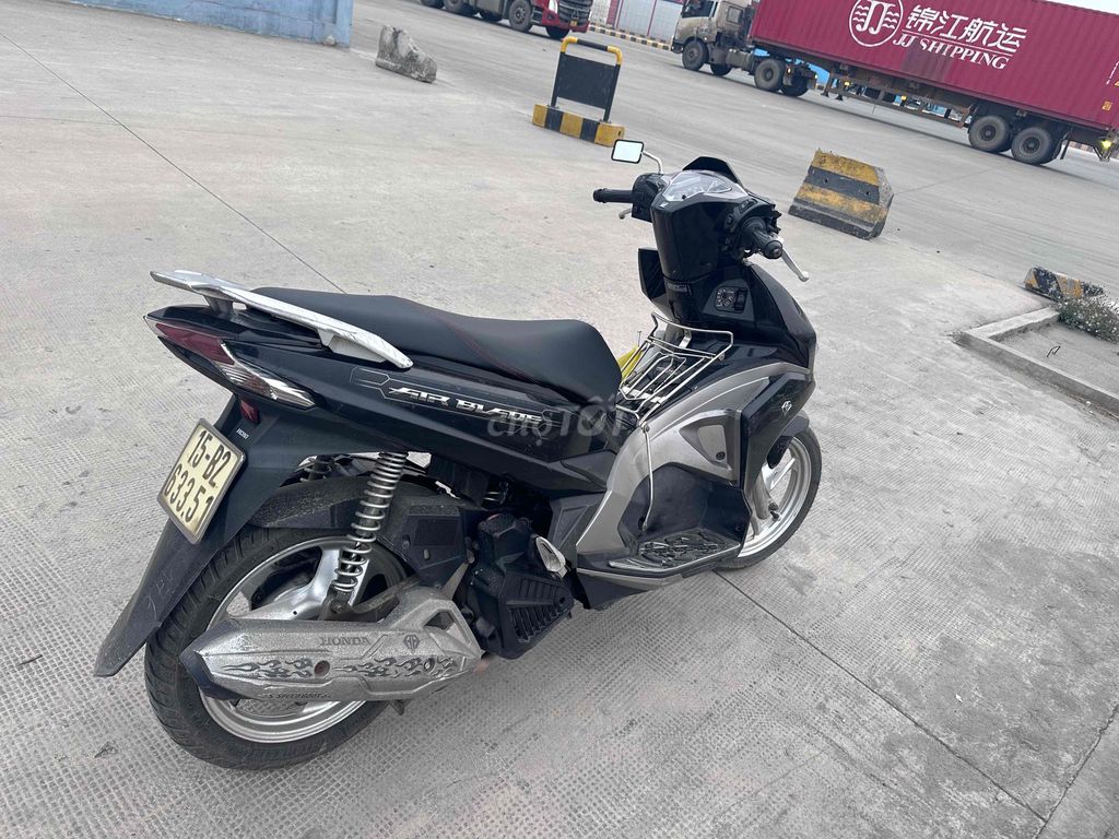 Honda Air Blade 2017 - ảnh 4