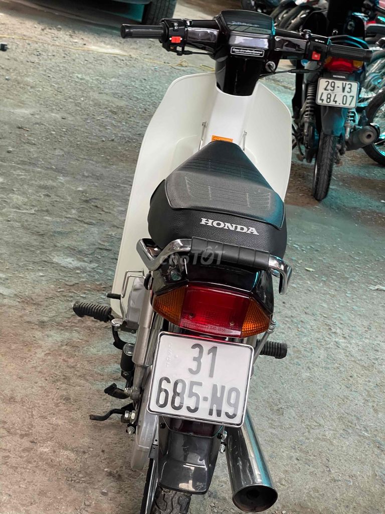 Honda Dream 1995 - ảnh 2