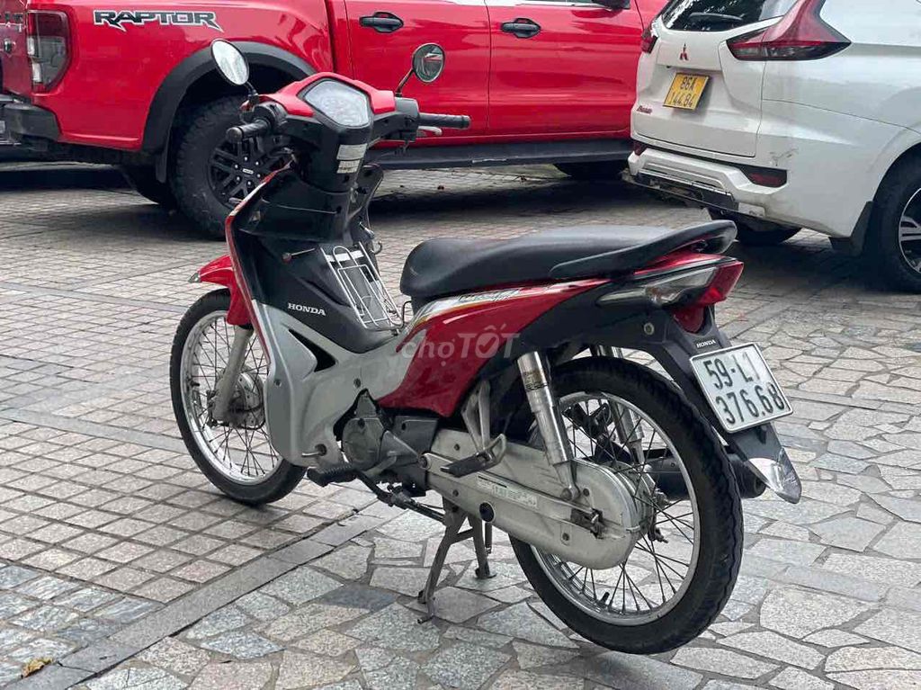 Honda 2012 - ảnh 4