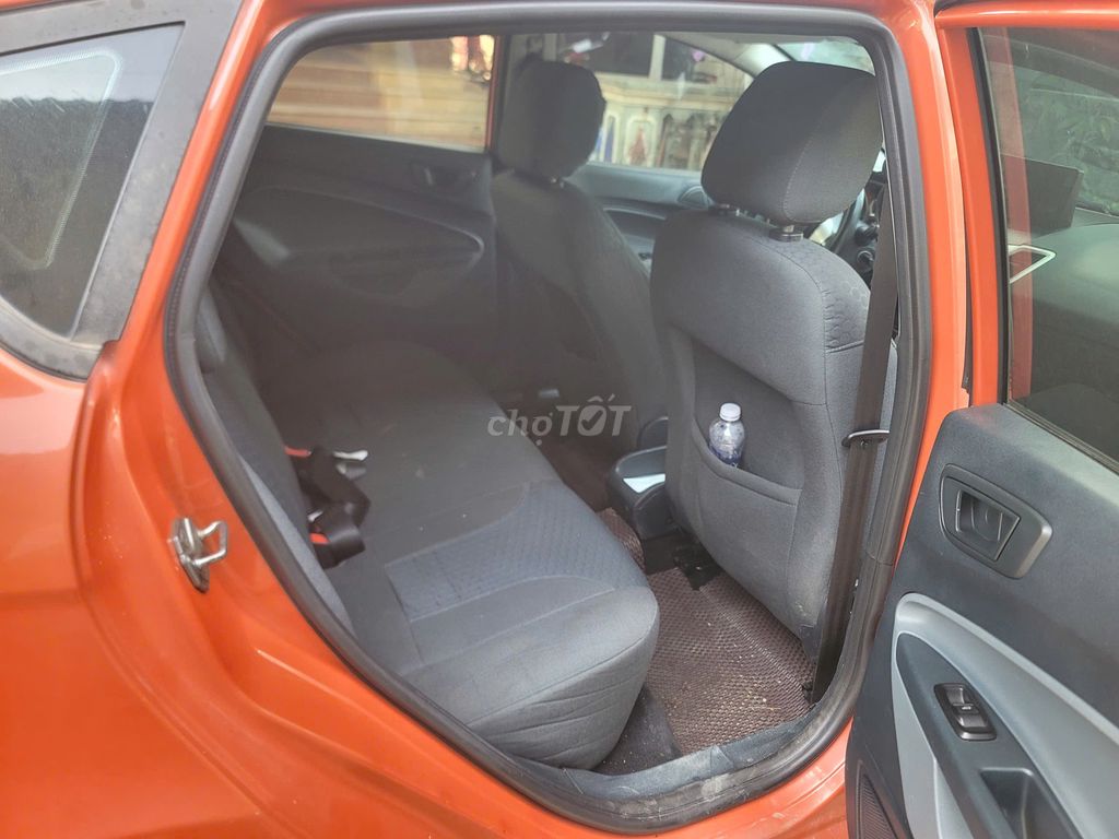 Ford Fiesta 2011 - ảnh 5
