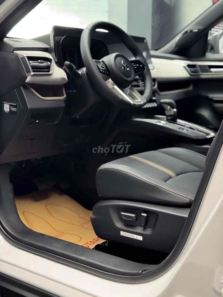 Mitsubishi - ảnh 5