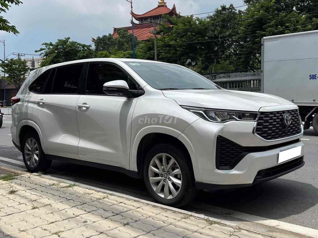 Toyota Innova Cross 2025 - ảnh 3