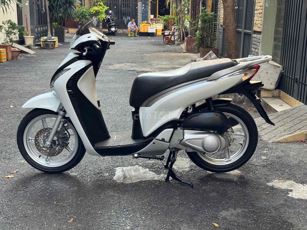 Honda SH 2010 - ảnh 1