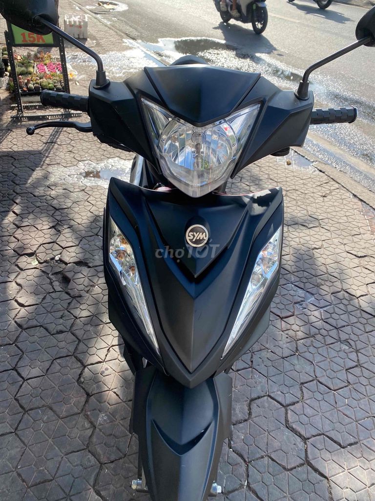 SYM Galaxy 2022 - ảnh 1