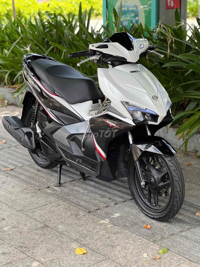 Honda AirBlade 2017 - ảnh 1