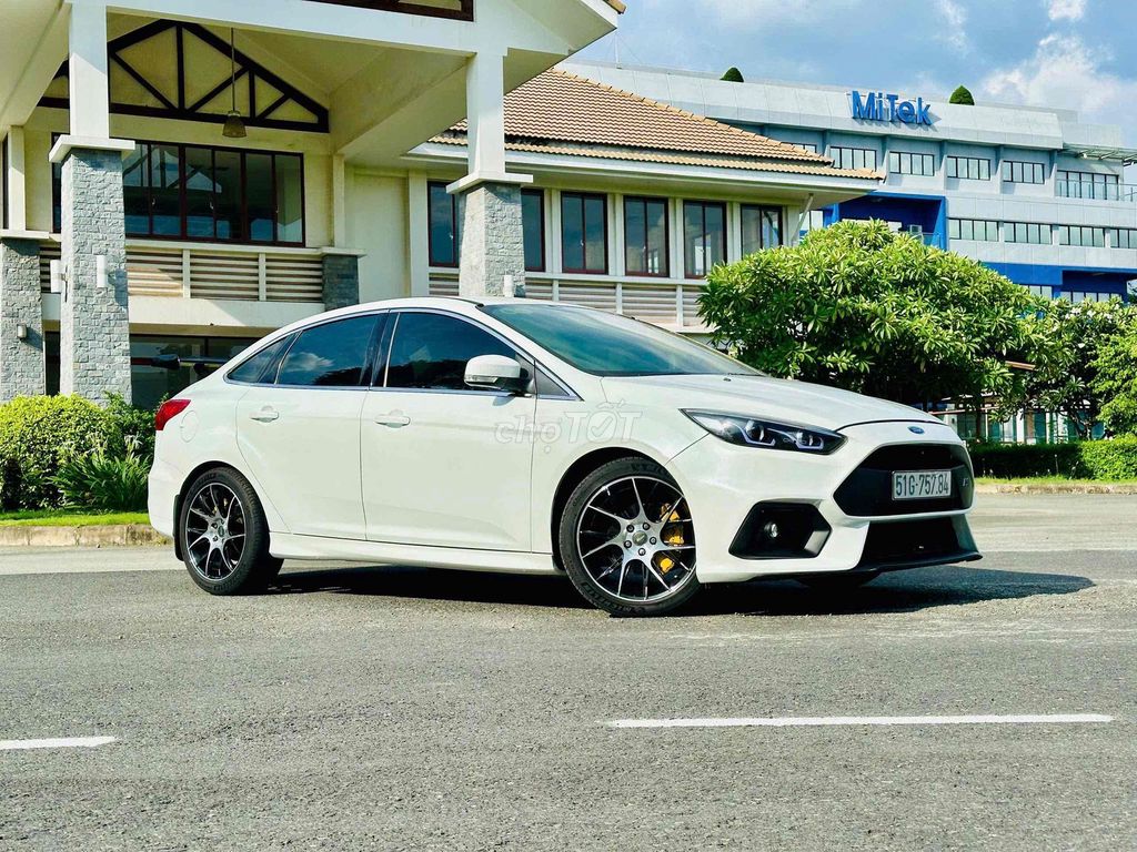 Ford Focus 2019 - ảnh 1