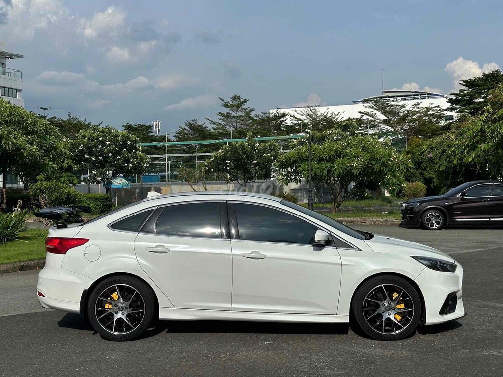 Ford Focus 2019 - ảnh 5