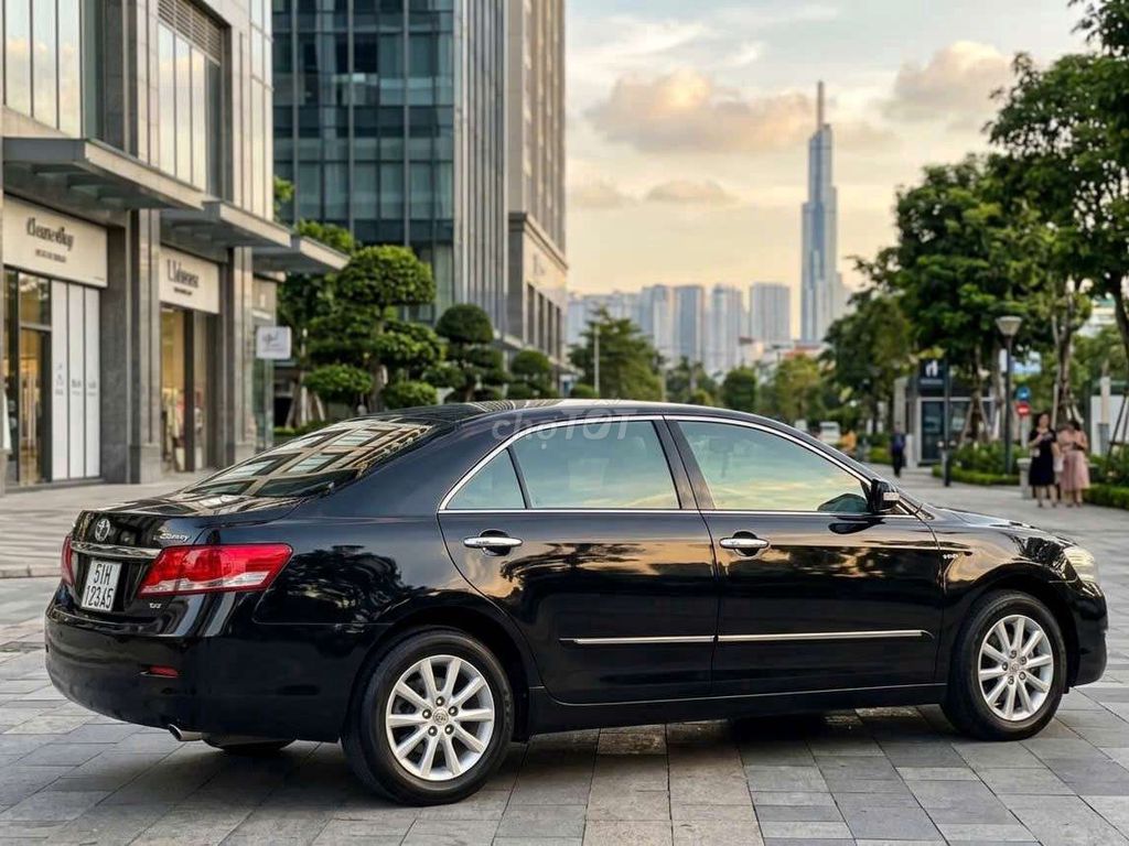Toyota Camry 2.4G 2010 - ảnh 3