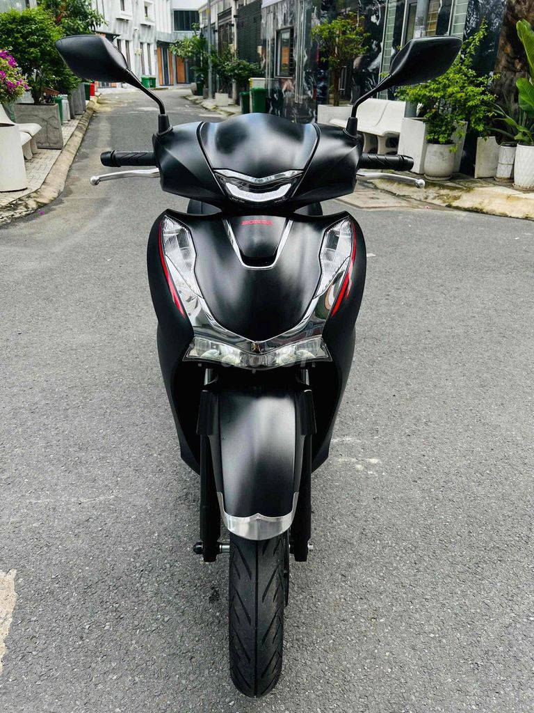 Honda SH 2025 - ảnh 1