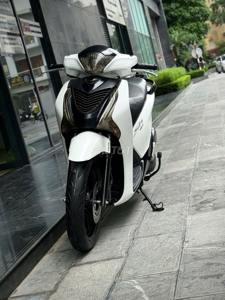 Honda SH 2016 - ảnh 1