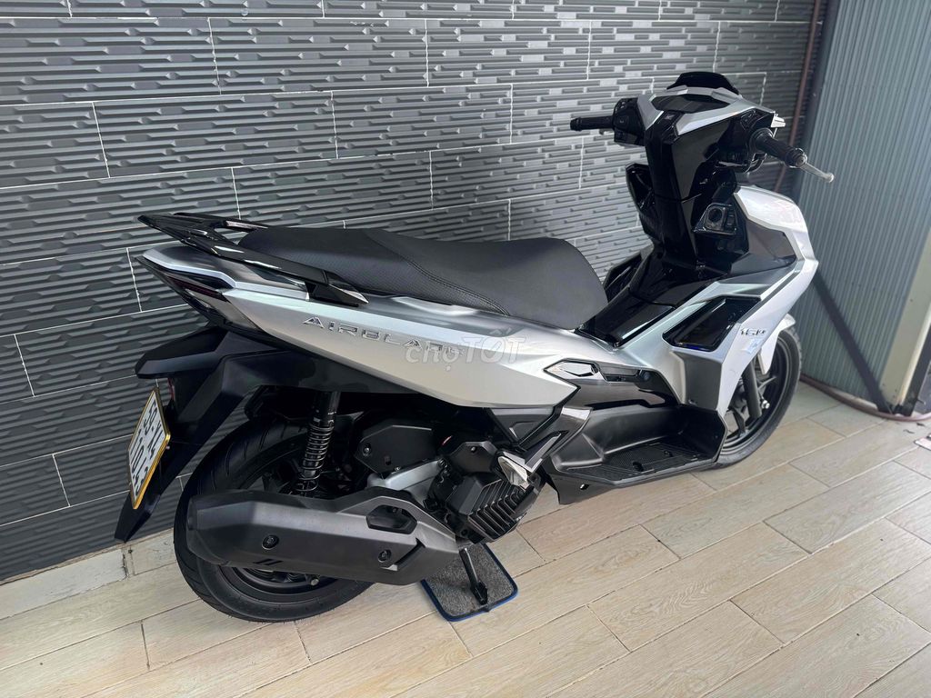 Honda Air Blade 2022 - ảnh 3