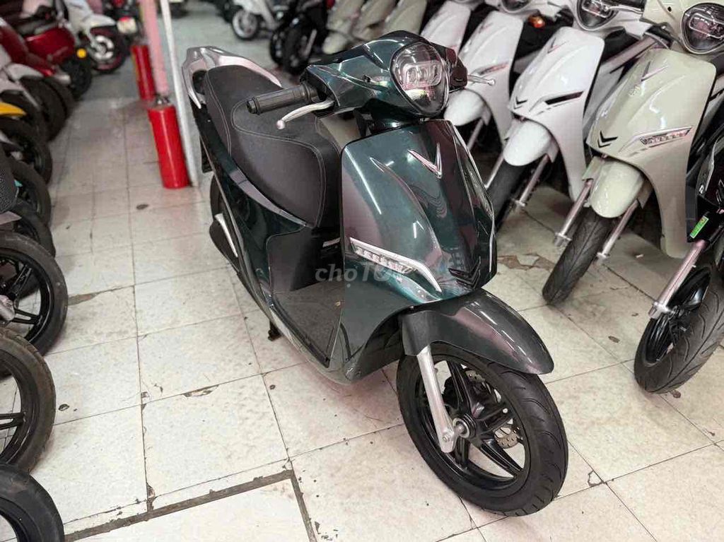 VinFast 2025 - ảnh 2