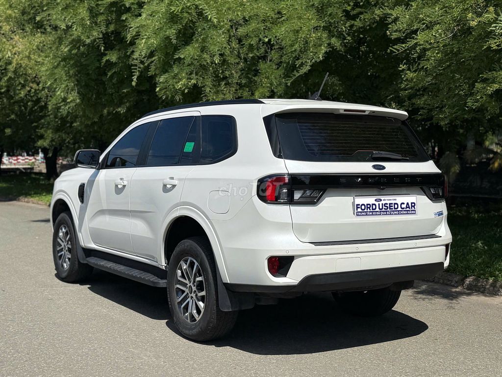 Ford Everest 2025 - ảnh 2