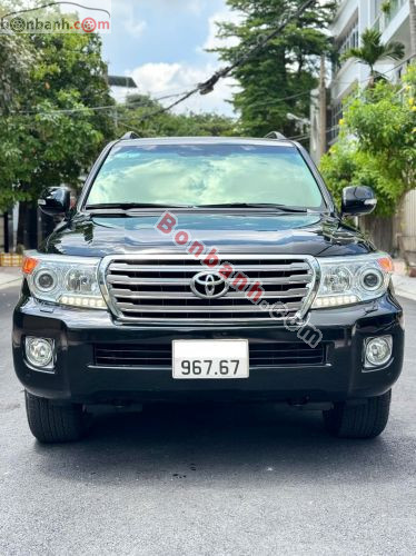 Toyota Land Cruiser VX 4.6 V8 2015 - ảnh 2