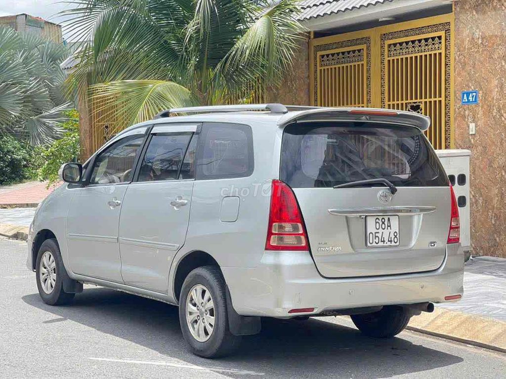 Toyota Innova 2008 - ảnh 3