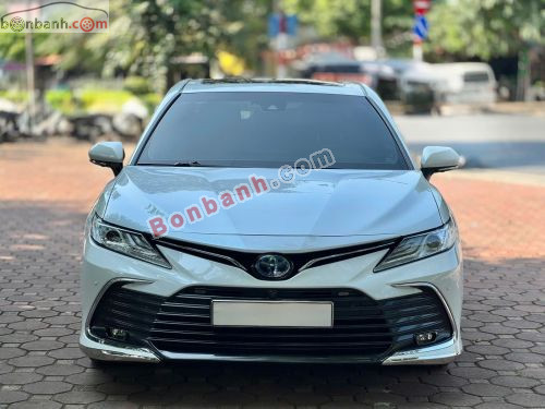 Toyota Camry 2022 - ảnh 1