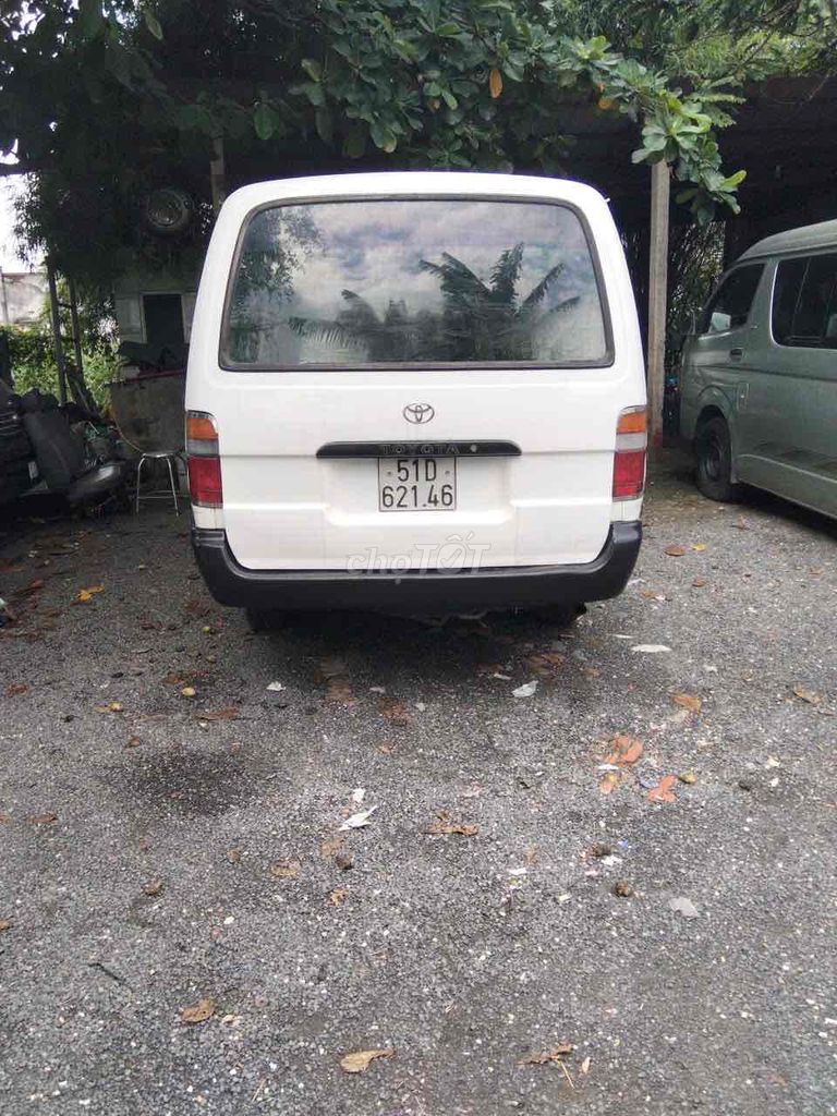 Toyota 2004 - ảnh 5