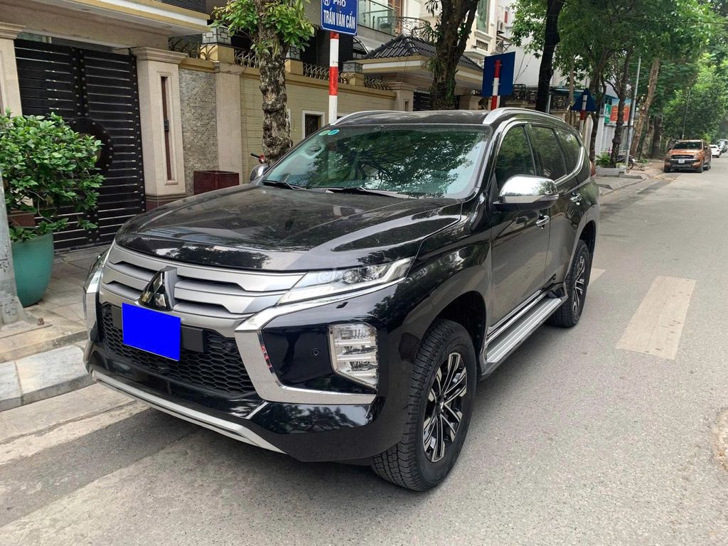 Mitsubishi Pajero Sport 2021 - ảnh 3