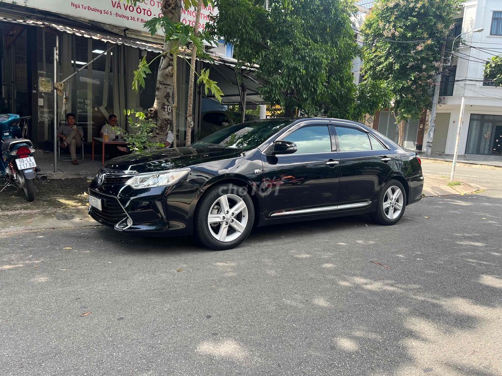 Toyota Camry 2.5Q 2017 - ảnh 2