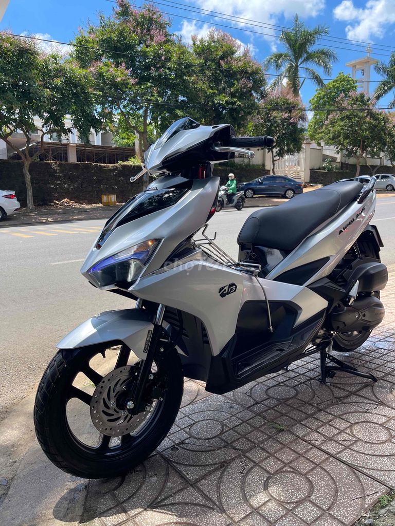 Honda AirBlade 2018 - ảnh 2