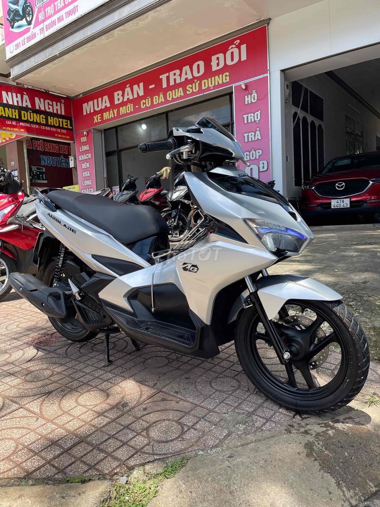 Honda AirBlade 2018 - ảnh 3
