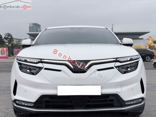 VinFast VF8 Plus AWD 2022 - ảnh 2