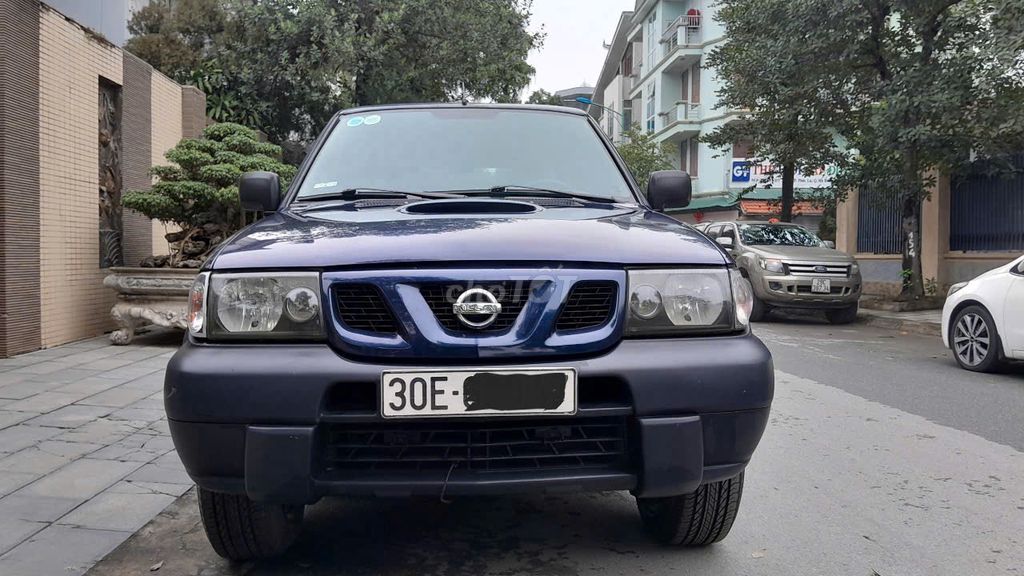 Nissan Terra 2004 - ảnh 1