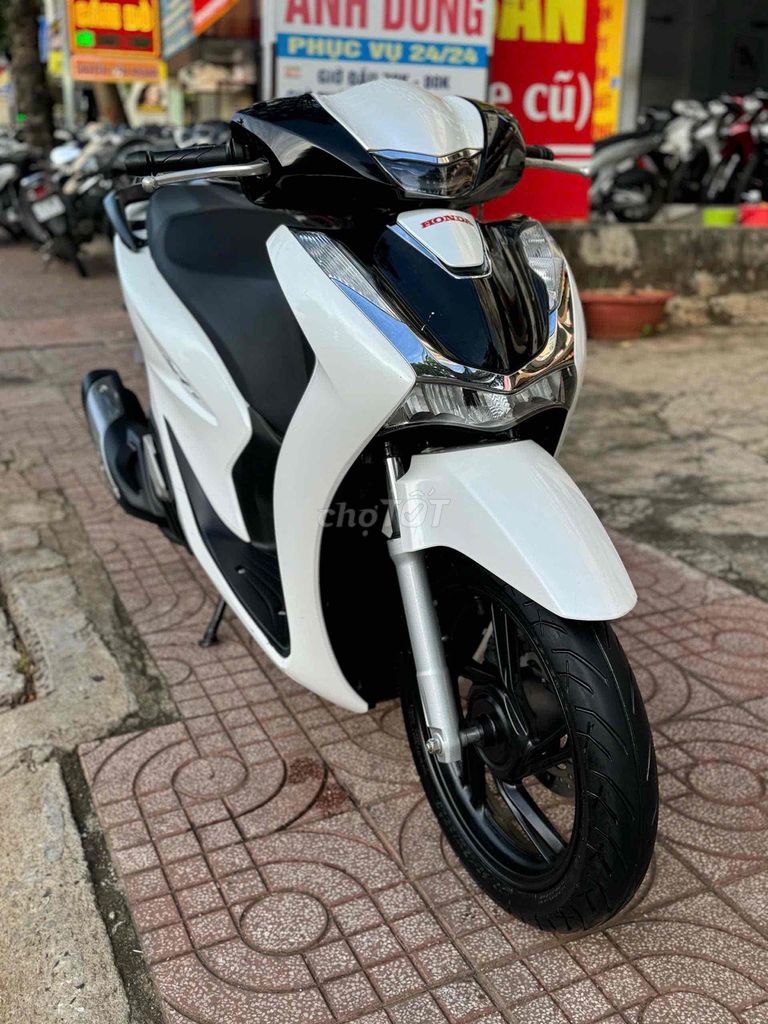 Honda SH 2023 - ảnh 2