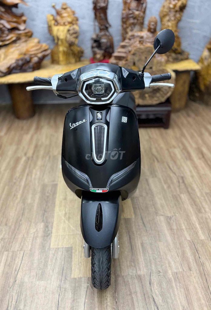Vespa 2021 - ảnh 1