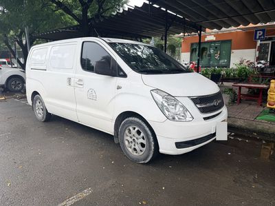 Hyundai Grand Starex 2015 - ảnh 1
